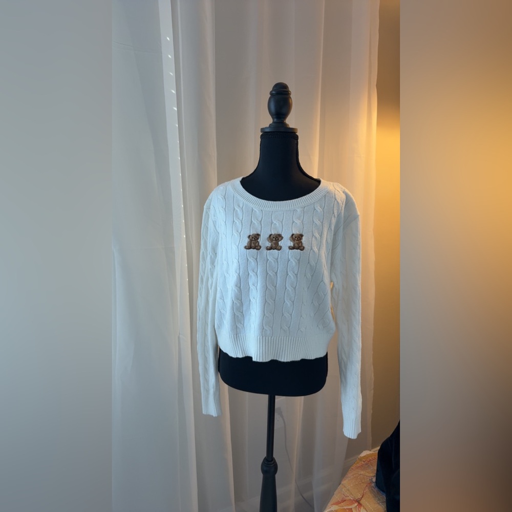 White Sweater with Bear Motif